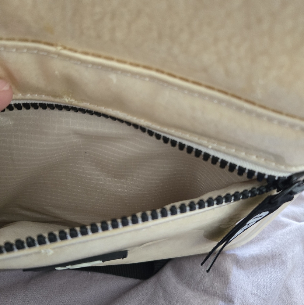 UGG Cream Mini Backpack - Picture 4 of 4